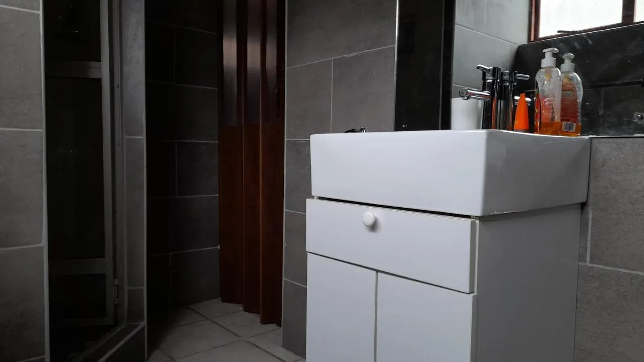 Limbila House Apartment Cape Town